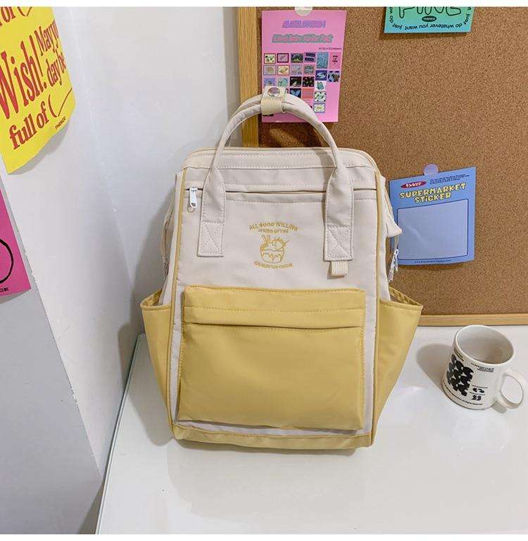 バックパック型パステルカラーマザーズバッグ
