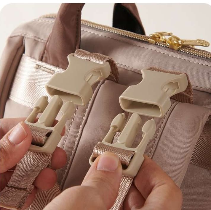 赤ちゃん用品収納リュック型マザーズバッグ