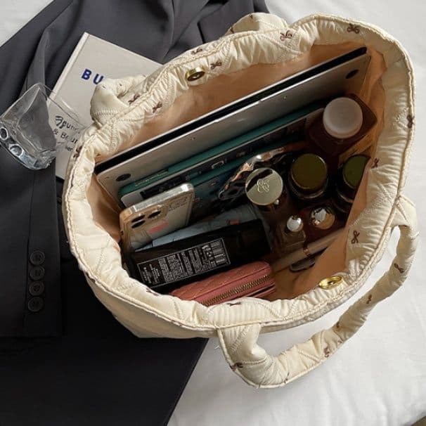 マザーズバッグトートキルティングリボン刺繍大容量