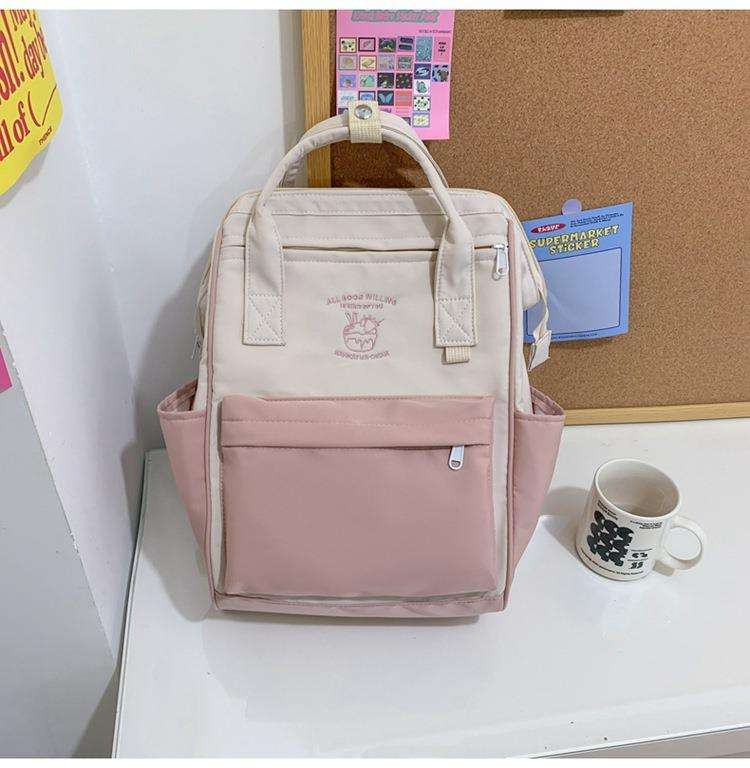 バックパック型パステルカラーマザーズバッグ