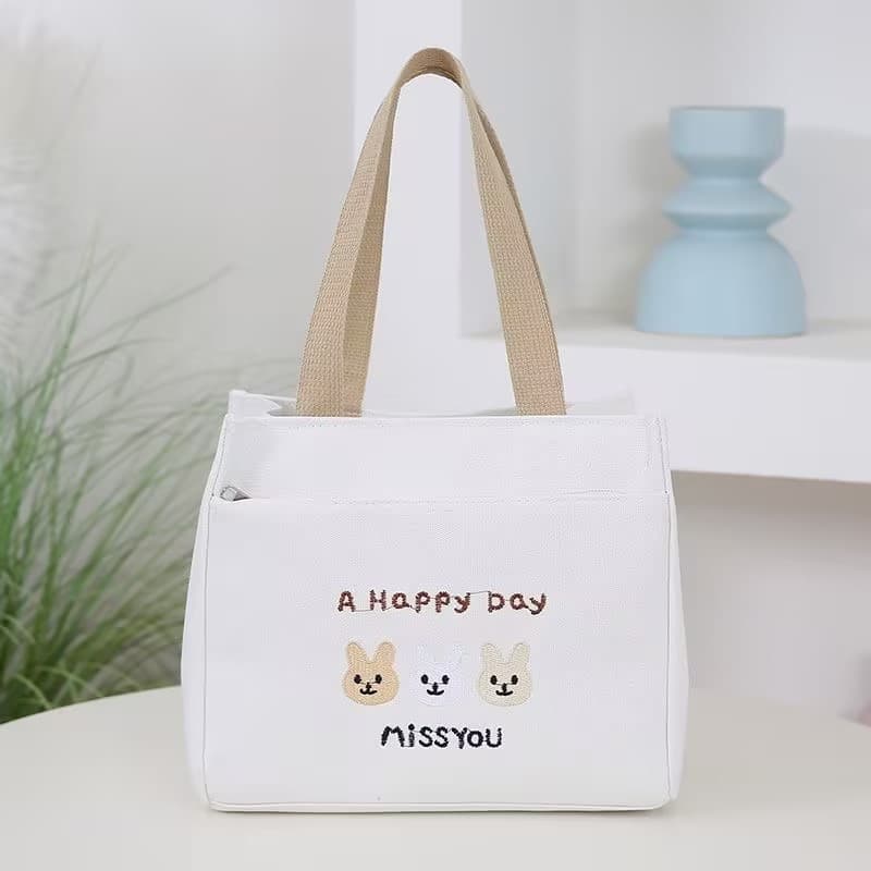 マザーズバッグ うさぎ刺繍入り育児バッグ