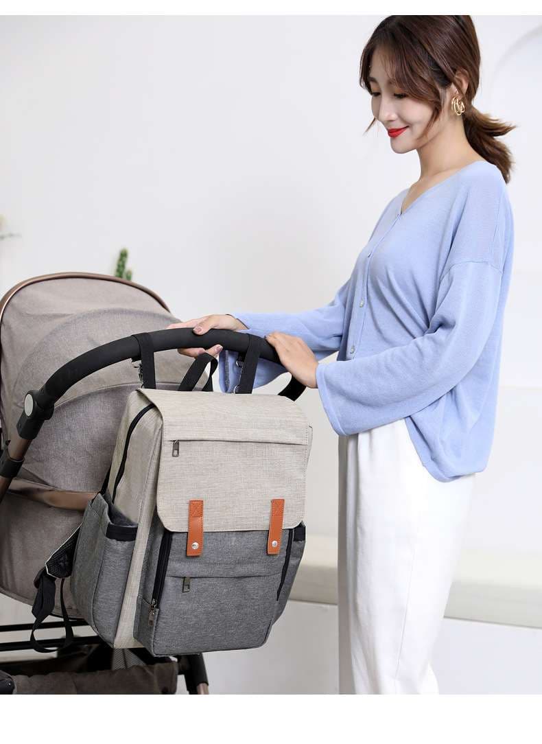 マザーズバッグ 機能的な収納力抜群 授乳期応援マザーズリュック