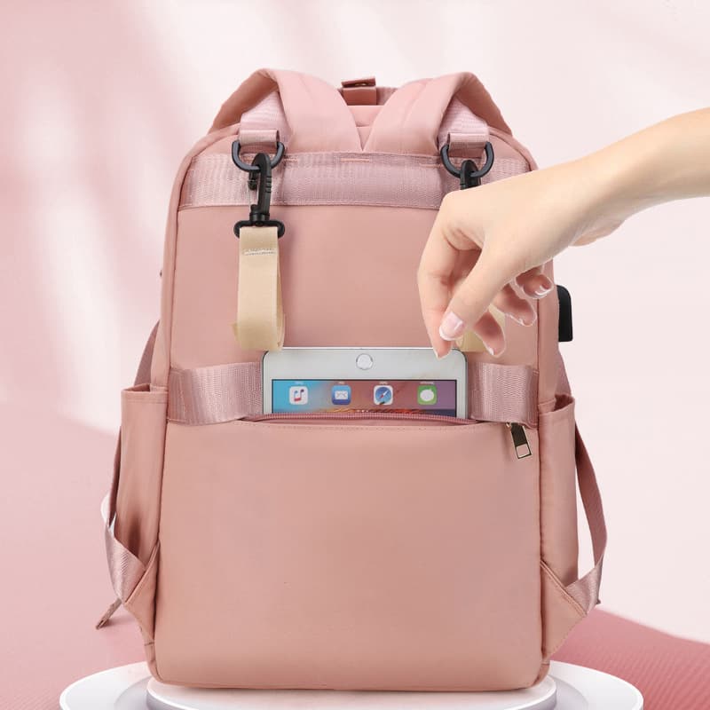 マザーズバッグ 機能的収納ポケット付き親子リュック
