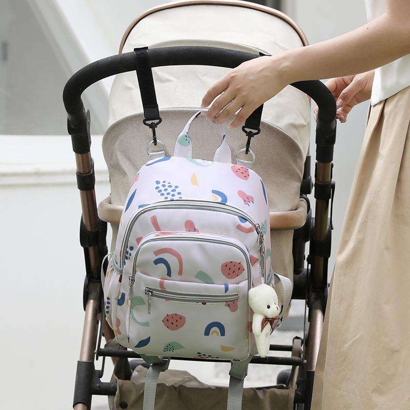 マザーズバッグ かわいい王冠とストロベリー柄マザーズリュック